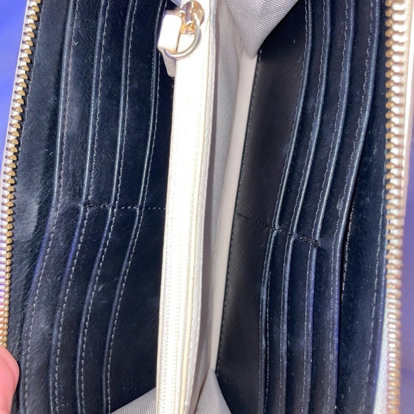 floral wallet - Picture 2 of 3